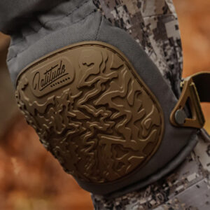 1102887_2 Latitude Knee Pad Grey