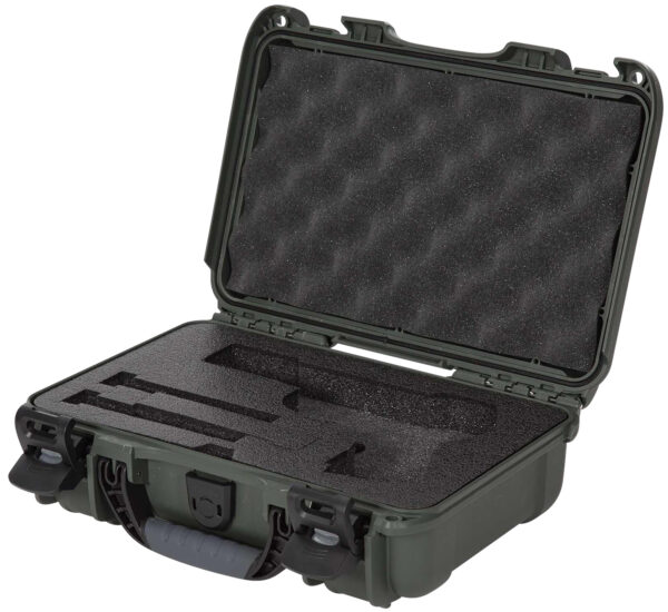 Nanuk 909CLASG6 909 Classic Gun Case Waterproof & Airline Approved Olive Polyethylene w/ Closed-Cell Foam 11.44″ L x 7″ W x 3.68″ H Interior Dimensions