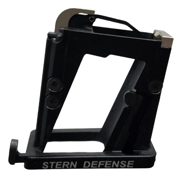 174707 Stern Defense Mag-AD9 AR-15 Adapter for M&P & P320 Mags (9mm/.40)
