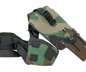 COLE-TAC Varmint Wrangler .22 Chest Holster, M81 Woodland, RH