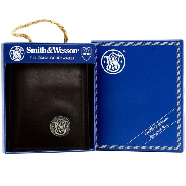 https3A2F2Fmedia.chattanoogashooting.com2Fimages2Fproduct2FRV493542FRV49354-1_1 Smith & Wesson Tri-Fold Wallet Brown